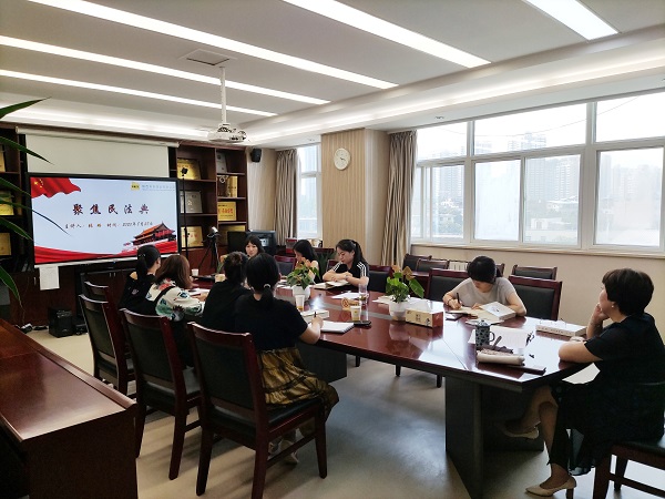 聯(lián)學(xué)聯(lián)建進(jìn)行時(shí)，來跟民革小張律師一起聚焦《民法典》